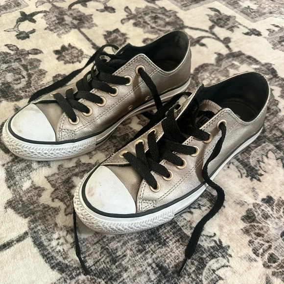 Converse Sneakers - size 7 - Gold/black/white - Picture 1 of 5